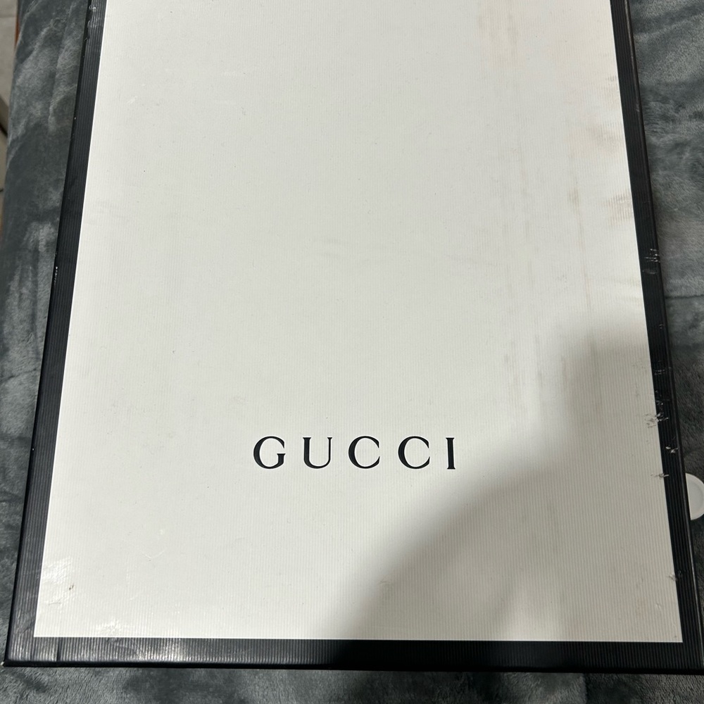 Gucci Rython Sneakers - Picture 2 of 13